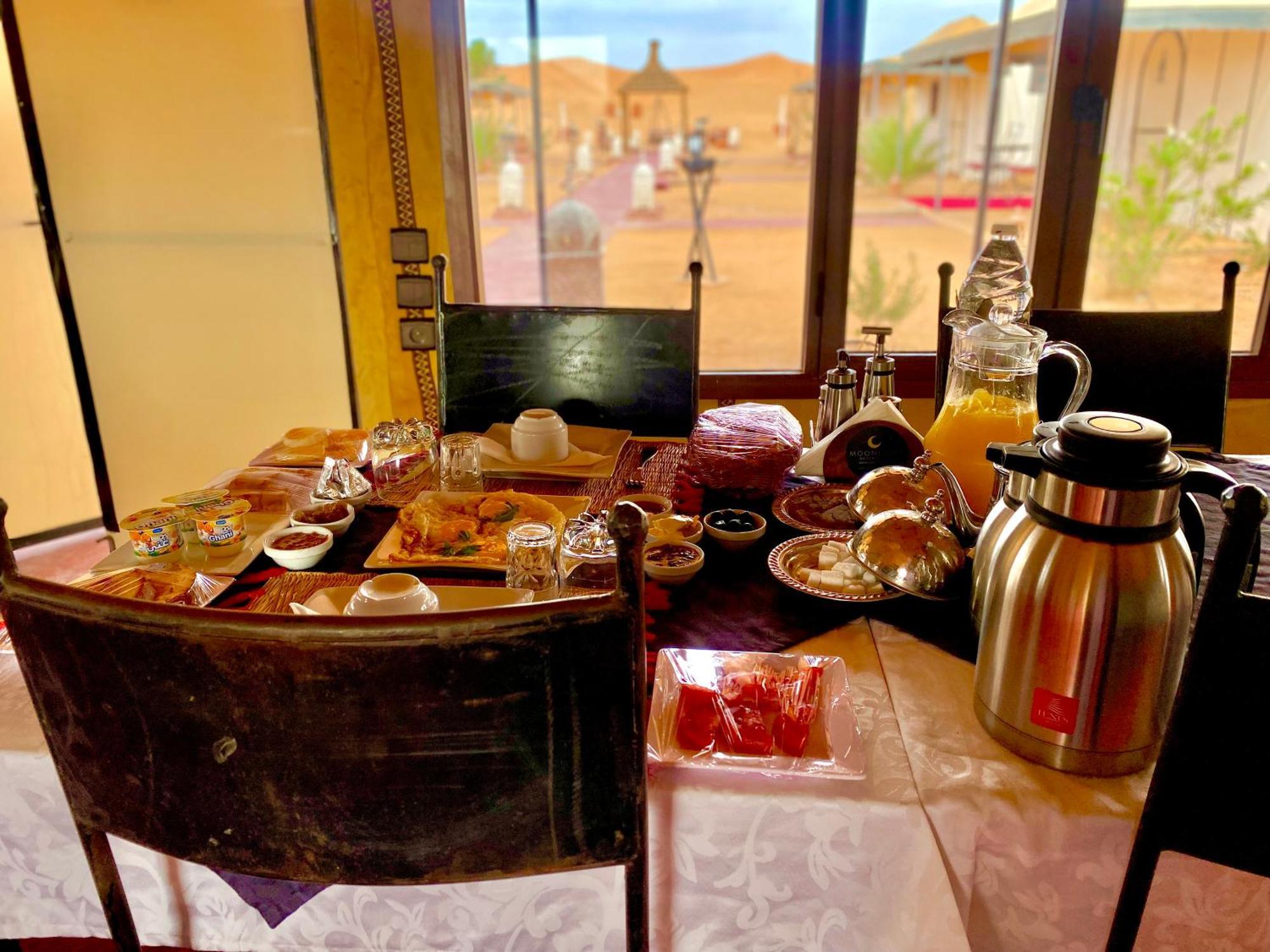 Merzouga Moonlight Desert Camp Екстериор снимка
